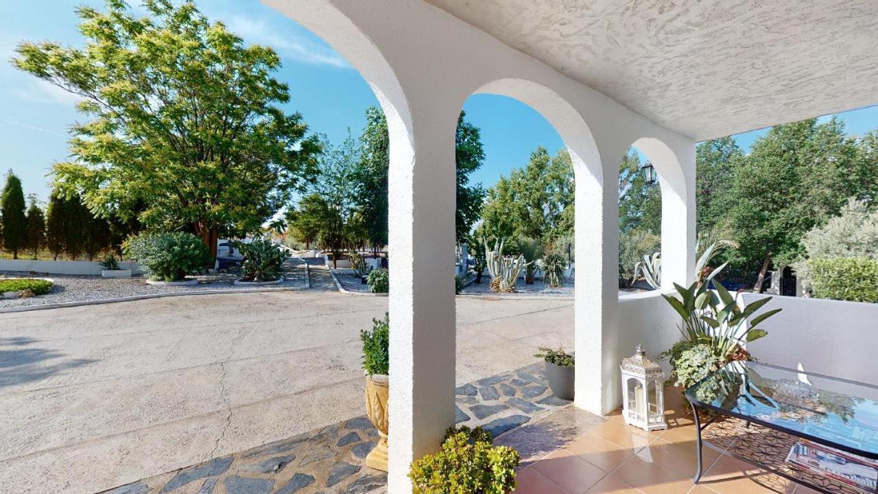 Bed and Breakfast Casa Lucia Caniles Екстер'єр фото